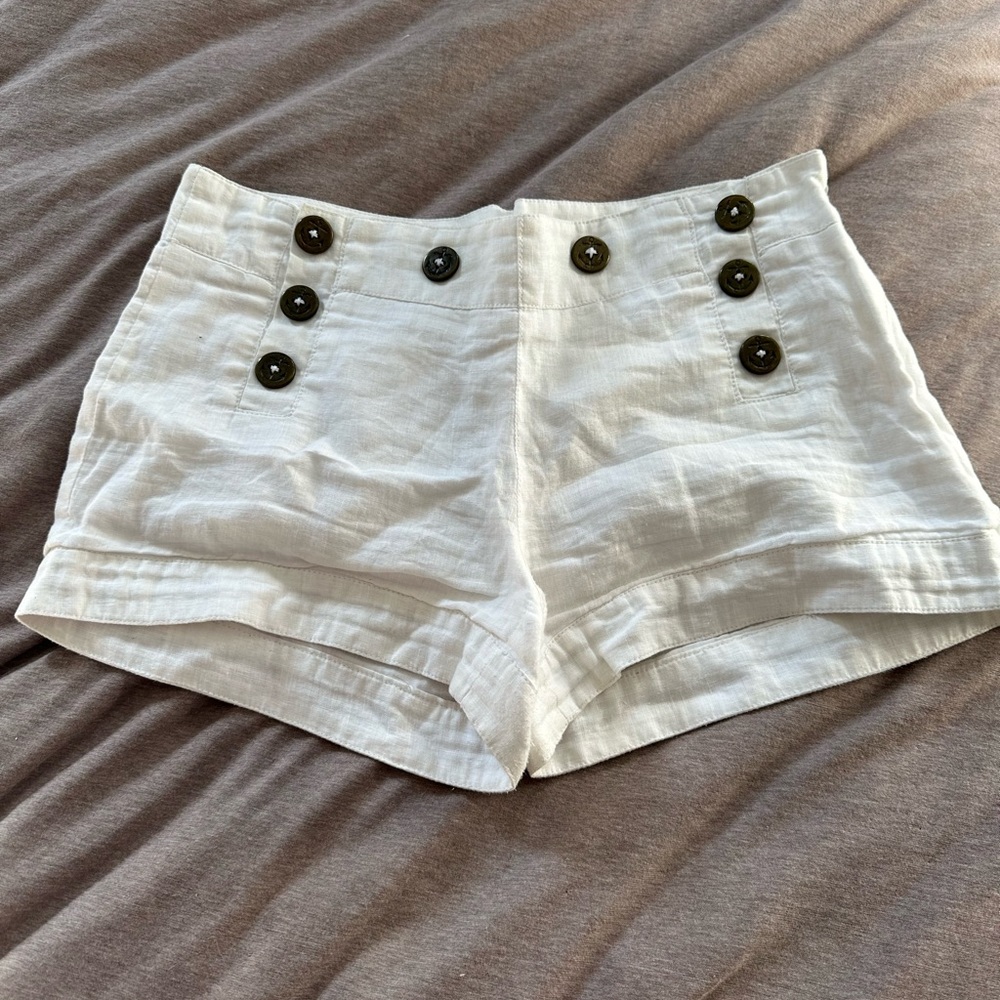 Nikibiki White Shorts for Summer